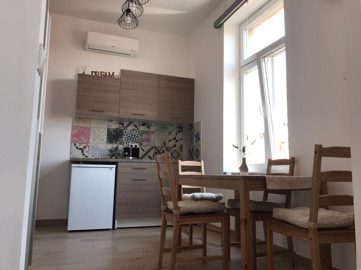 Studio Apartmani Paola Fiume Esterno foto